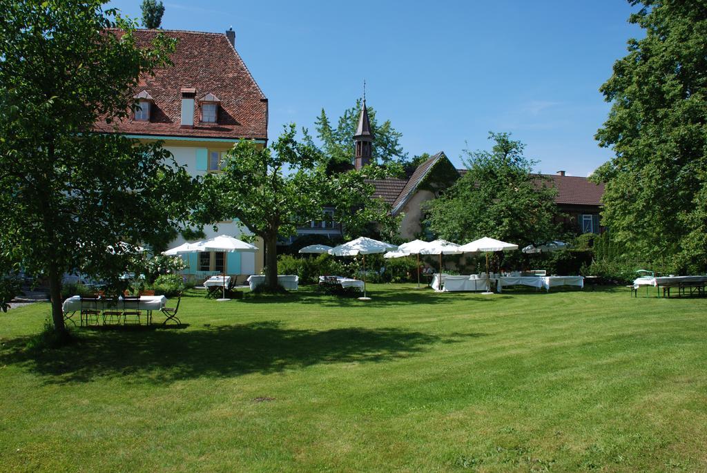 Schloss Ueberstorf - Tafeln, Tagen, Traeumen Exterior photo